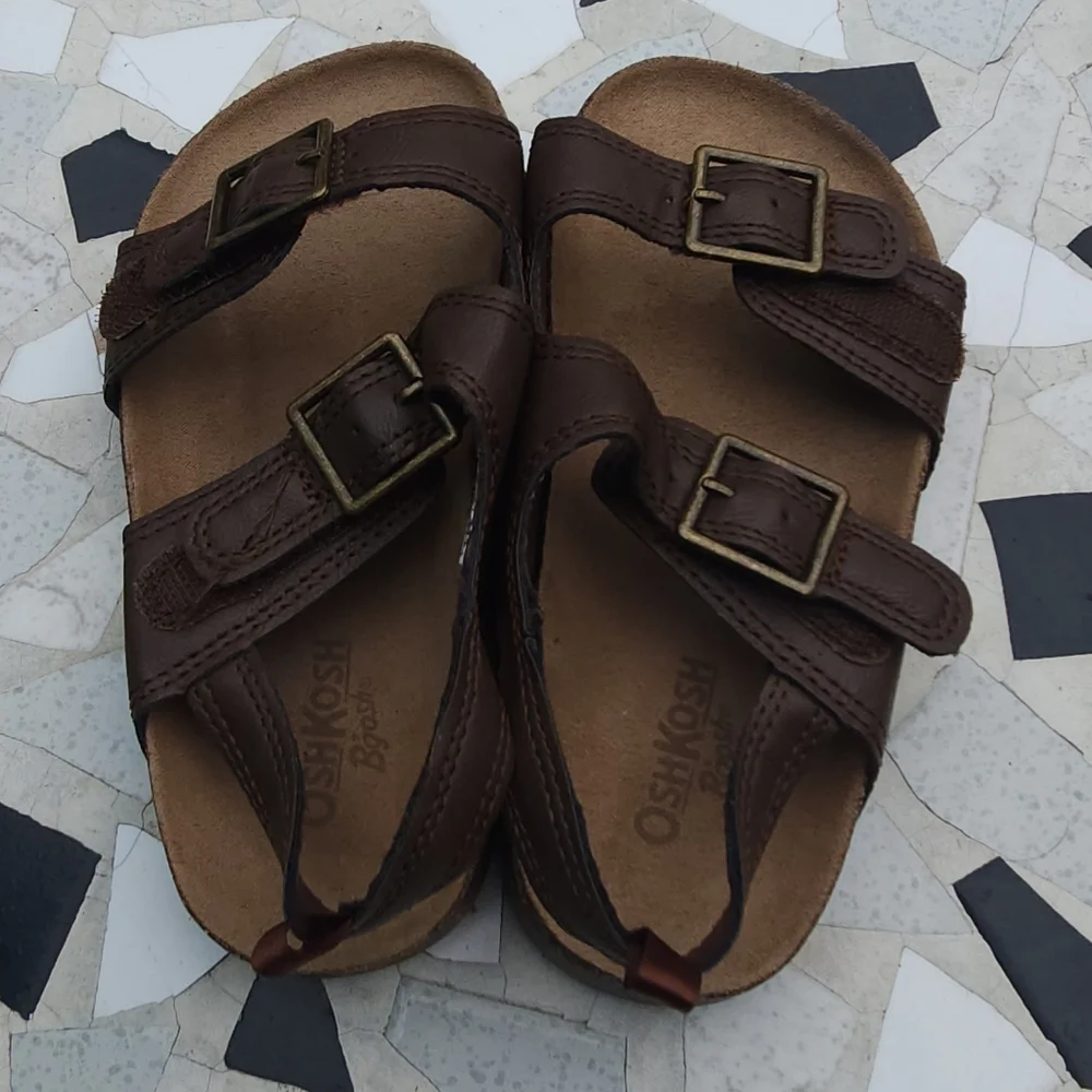 OshKosh B'gosh brown sandals 11M